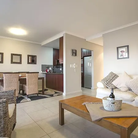 2 Bedroom Apartment With Breathtaking Views! Cape Town Exterior photo