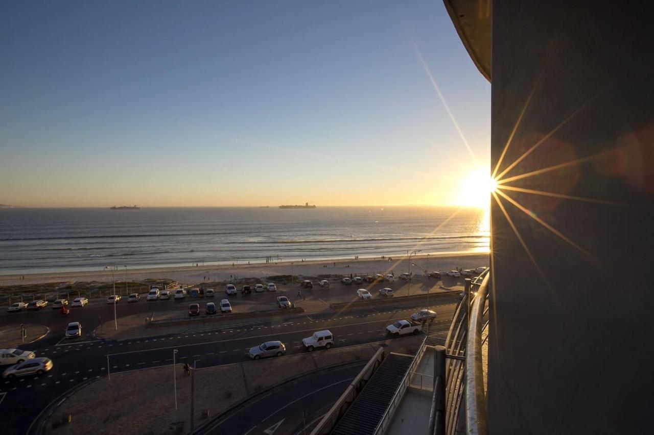 Apartment 2 Bedroom With Breathtaking Views! *