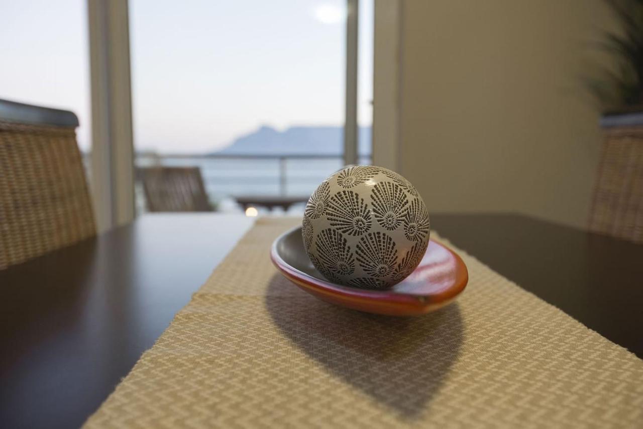 Apartment 2 Bedroom With Breathtaking Views!